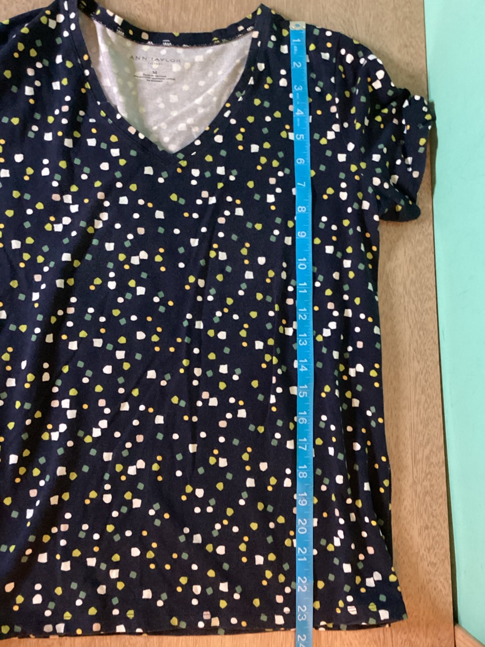 Ann Taylor Factory Patterned Tee Size Medium GUC - Picture 6 of 6
